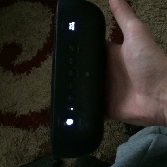 Sony srs xb-20 Bluetooth speaker! - Picture 3 of 5